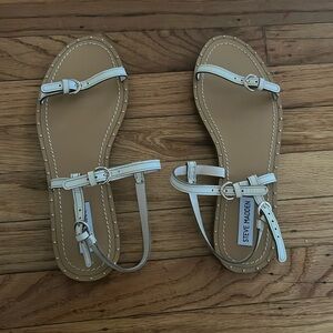 Steve Madden minimalistic leather sandals, size 9